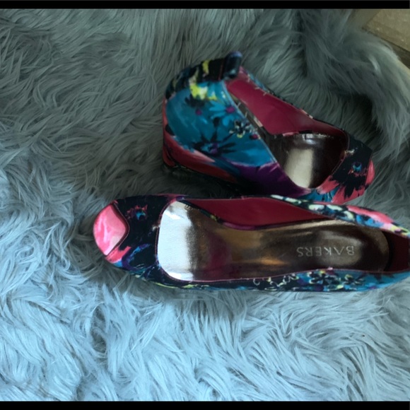 Multi color wedge - Picture 3 of 3